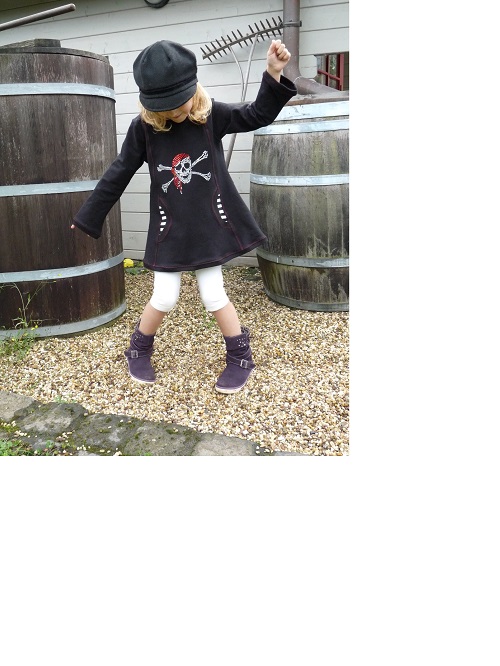 Clementine als Piratenshirt