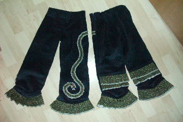 Cordhose mit Rschen und Glitzer