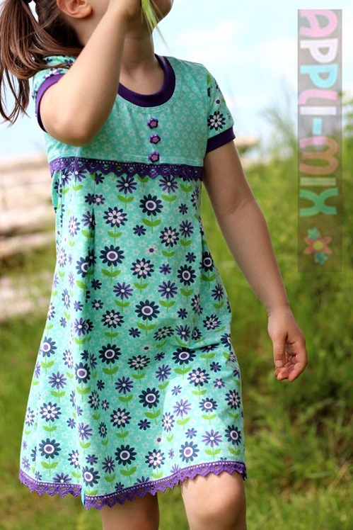 Blumenkleid ...