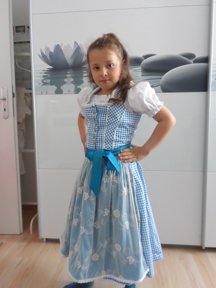 Dirndl fr meine Kleine