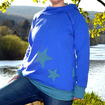 Kanga mit Sternen