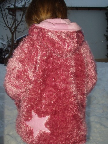 Finja Zotteljacke von hinten