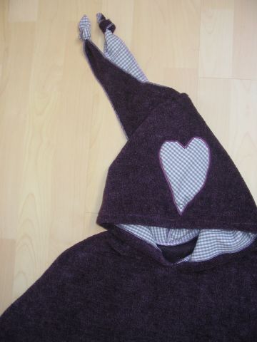 Poncho mit Herz 3