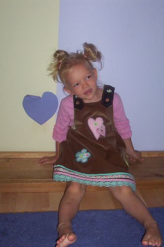 Samtkleid schoko mit Blten+Herz:-))