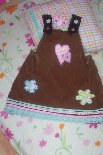Samtkleid schoko mit Blten+Herz:-))