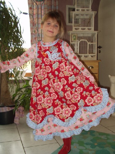 Brieftauben Kleid angezogen
