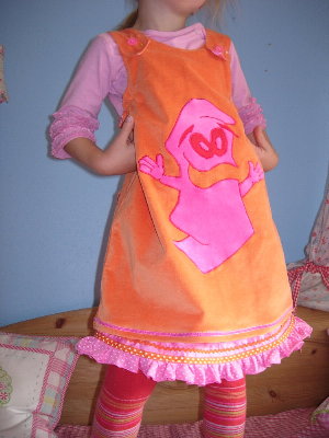 Gespenstersamtkleid