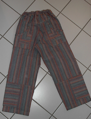 Hose mit Liebe zum Detail