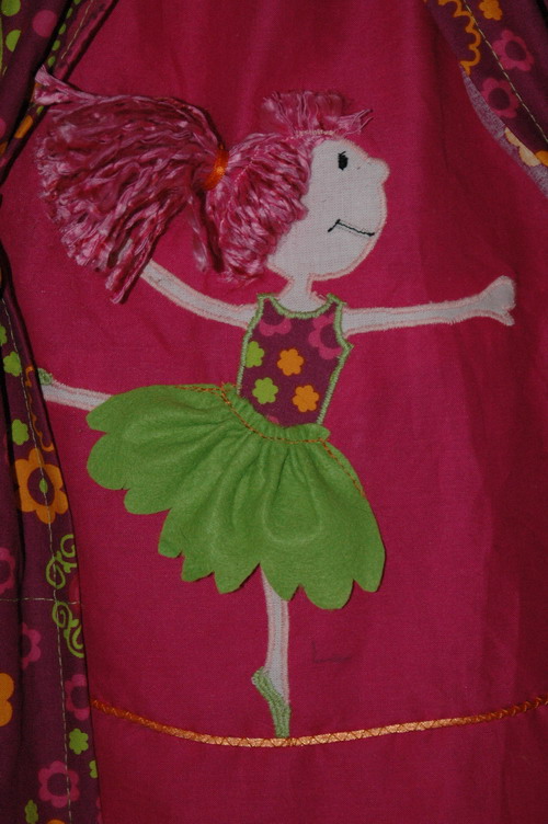 detail zirkuskleid mit kordtanzeres