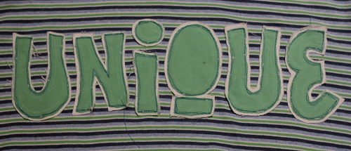 Freihandbuchstaben ohne Stickmaschine