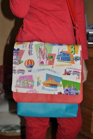 Wechselklappentasche "Disneyland"-Seite