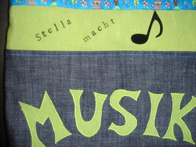 Stella macht Musik...