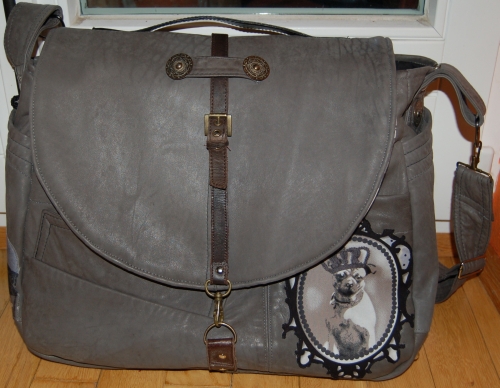 Schoolbag 4...