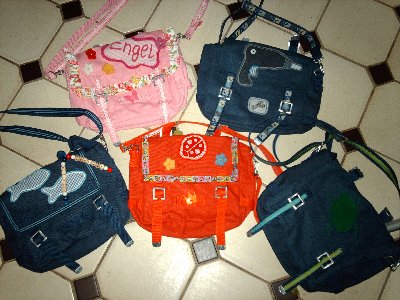 Viele kleine Taschen....