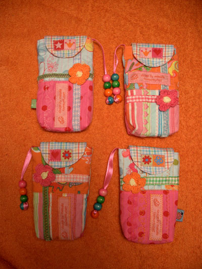 ...und noch ein paar Handytaschen...