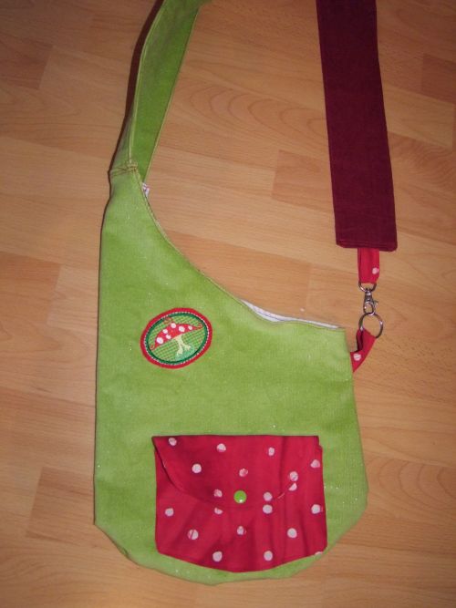 Charly - das Erstlingswerk einer 12jhrigen