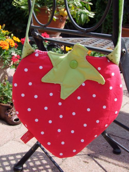 Erdbeertasche