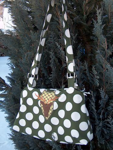 groe Schultertasche mit Herschgeweih