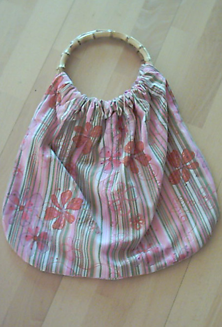 Henkeltasche 70th-Style