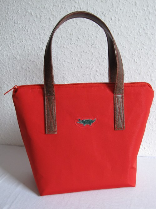 Schne Tasche nach selbstgebastelten Schnitt