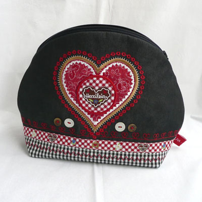 noch ein Schminkbeutel...