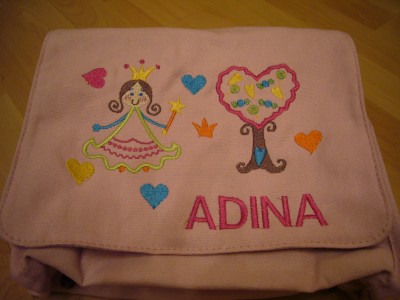 Am Montag feiert Adina Ihren 8. Geburtstag