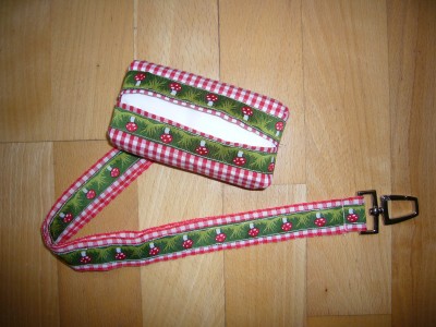 Tatta und Schlsselanhnger mit Fliepi