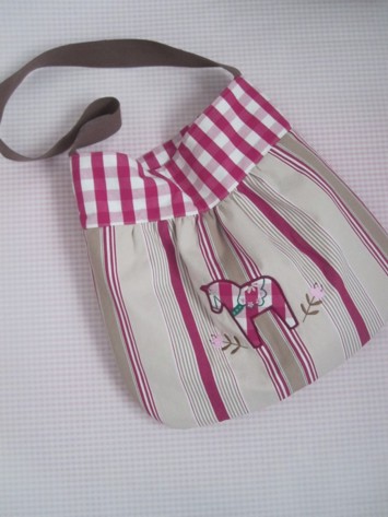 Gretelies aus Schwedenstoff mit Schwedensticki