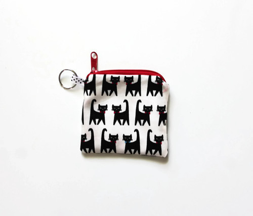 schwarze Katzen