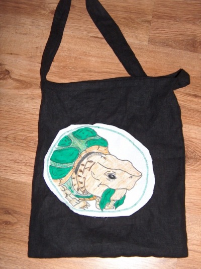 Tasche mit Schildkrote.