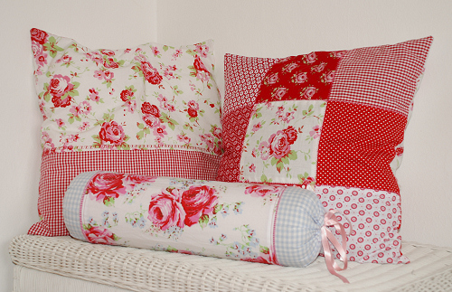 Fr�hliche Kissenparada