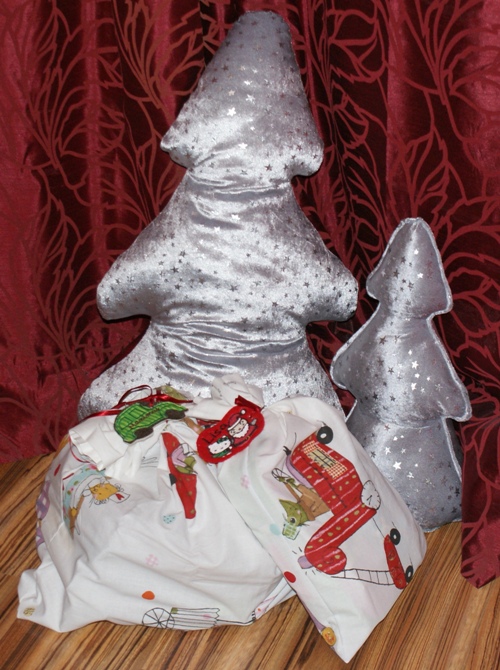 Weihnachtsbume und Nikolaussckchen