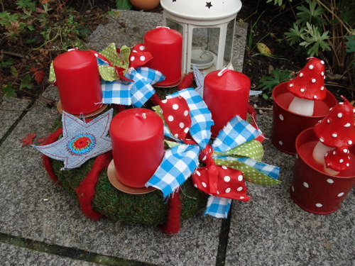 Noch der Adventskranz pur.....