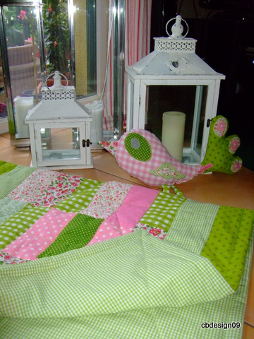 Babydecke mit fetten Vogel