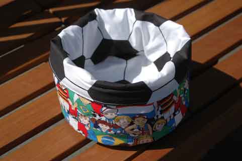Sanna-Krbchen im Fuball-Look!