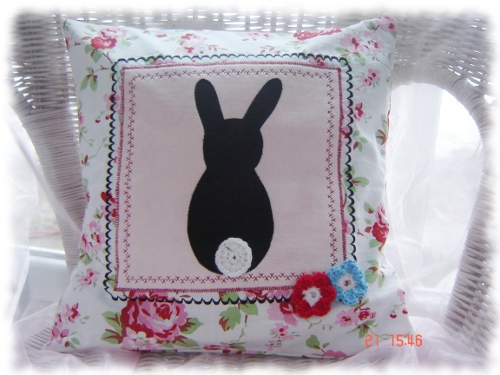 Kissen-Kleiner Hase
