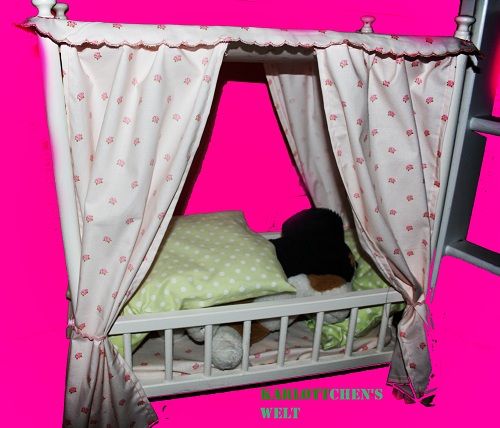 Lottes Puppenbett