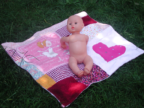 ...und das ist Lisas Puppendecke.