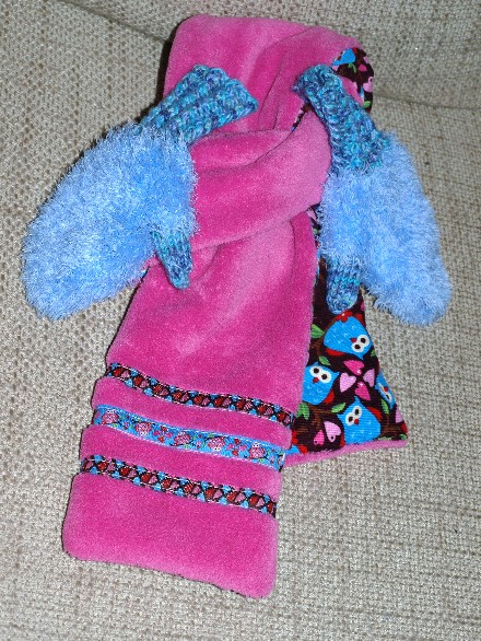 Eulenschal und Kuschelhandschuhe