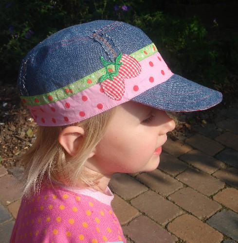 sanna-cap
