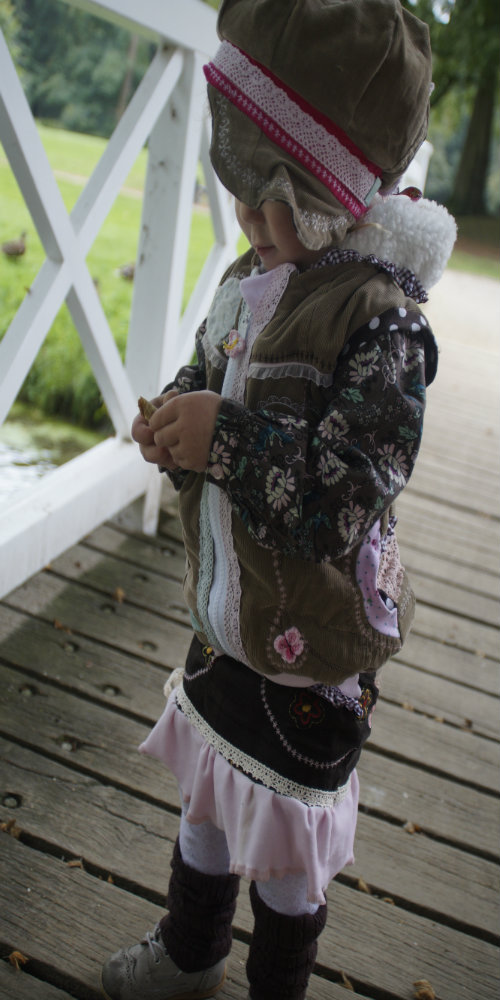 Tinkabella und Weste aus altem Blazer