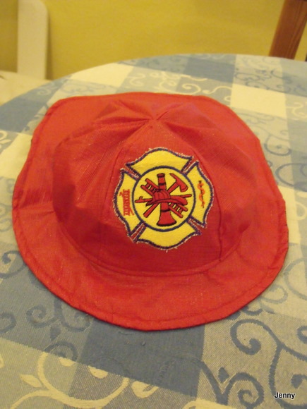 Feuerwehrhelm / Regenhut