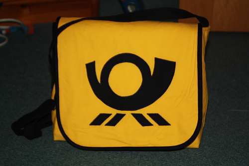 Posttasche...