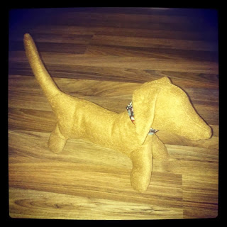 Kuschelhund in braun