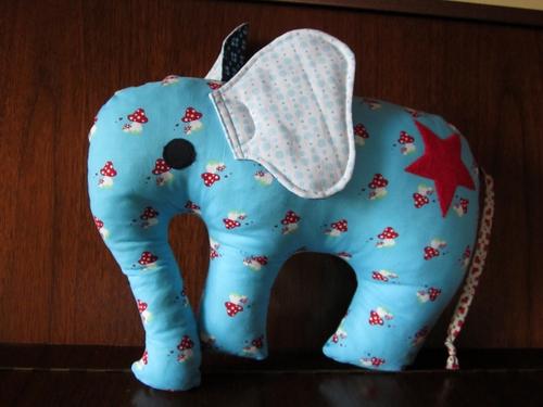 Ein Elefant zu Weihnachten...