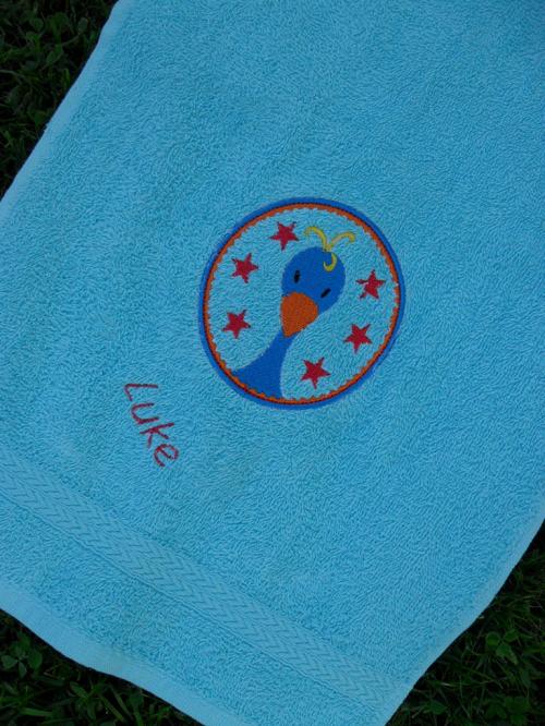 Ich bin nicht mehr stickmaschinenlos :o))) !