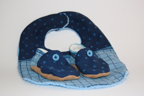Baby-Booties und Ltzchen