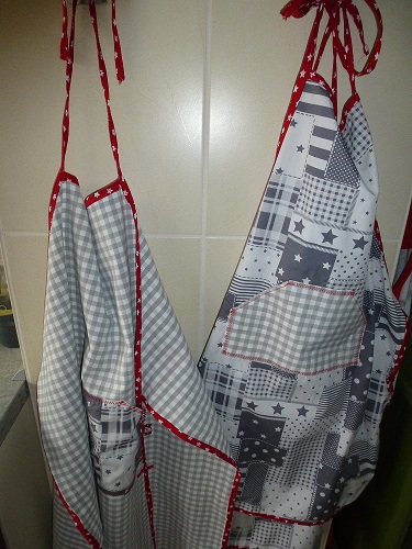 Schrzen im Partnerlook