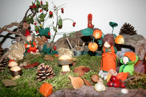 Der Herbst ist da - neues vom Jahreszeitentisch