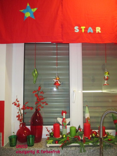 Kchenvorhang und Adventsdeko